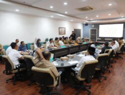 Rapat Banggar DPRD, Sekda Tekankan Optimalisasi PAD & Efisiensi Anggaran