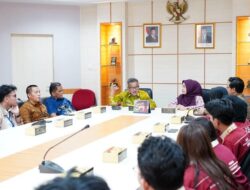 Sekda Paparkan Transformasi Kemajuan Batam kepada Mahasiswa Batam-Pekanbaru