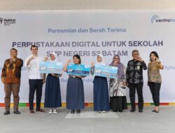 Resmikan Pojok Baca Digital SMP Negeri 53 Batam, Jefridin Ajak Siswa Baca 4 Jam Sehari