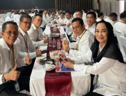 Potret Amsakar & Kepala Daerah dalam Retret: Kebersamaan dalam Kepemimpinan