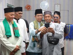 SAFARI RAMADAN: Amsakar Serahkan Bantuan & Lepas Rindu dengan Warga Karas