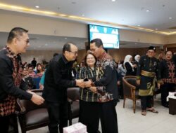 Wali Kota Batam Menjalin Ukhuwah sambil Merajut Kebersamaan di Halal Bihalal FKUB