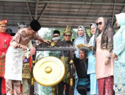 Gegap Gempita Hardiknas 2025, Amsakar: Wujudkan Pendidikan Bermutu untuk Semua