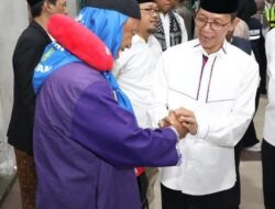 Amsakar Teguhkan Hati Jemaah Calon Haji Kloter 1 Batam, Sebelum ke Tanah Suci