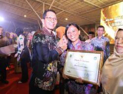 Malam Anugerah Pendidikan, Terima Kasih Amsakar bagi Sekolah hingga Guru Berprestasi