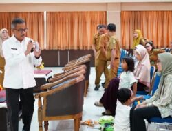 Pemko Bantu Bahan Bacaan Bermutu untuk Kembangkan Perpustakaan di Kota Batam