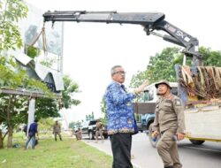 Jelang Deadline, Total 273 Reklame Tak Berizin Dibongkar: Ganyang Terus Pak Sekda!