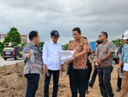 Cek Pembangunan Jalan Seipanas, Amsakar Jaga Kelestarian Lingkungan & Estetika Kota