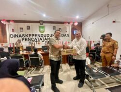 Ke Batam, Ditjen Dukcapil Happy Lihat Keberhasilan Layanan & Inovasi Disdukcapil