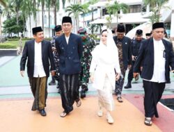 Indahnya Hari Santri Nasional Kota Batam, Amsakar Bersarung, Li Claudia Berkerudung