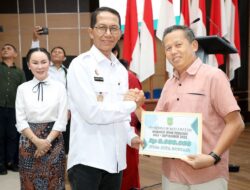 Amsakar-Li Claudia Ajak Para Pendeta Menetap Gerakkan Umat Jaga Kebersihan