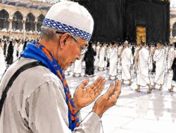 Maknai Perjalanan Haji sebagai Perjalanan Cinta, Air Mata Amsakar Tumpah di Tanah Suci